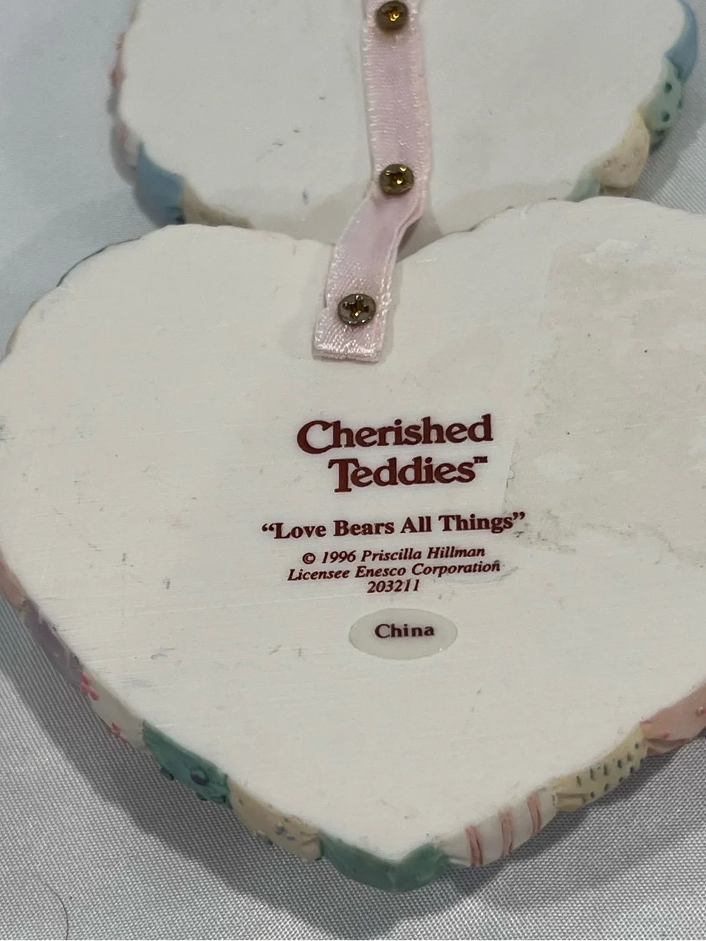 Cherished Teddies 1996 Love Bears All Things Heart Ornament Enesco